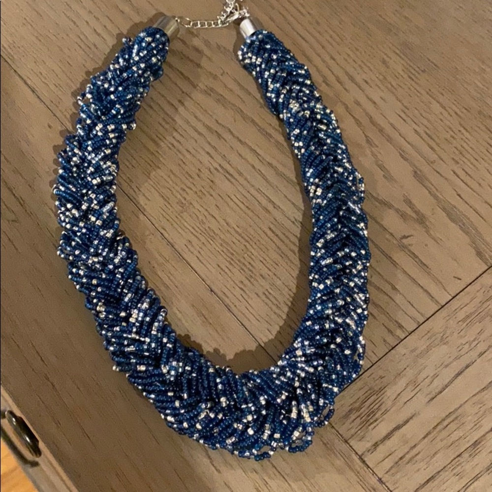 Women’s necklace blue and silver